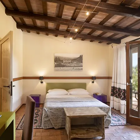Janas Country Otel 4*