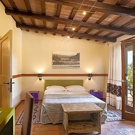 فندق Janas Country 4*