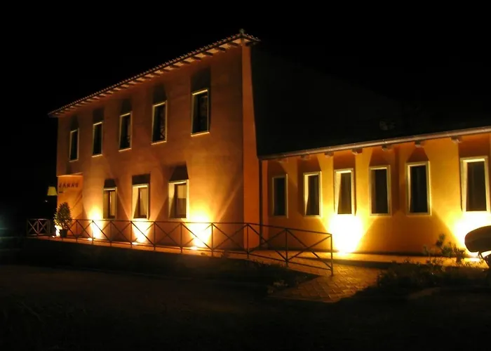 Szálloda Janas Country
